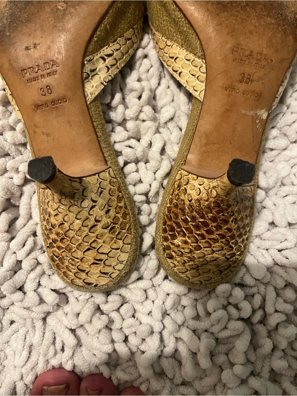 Prada Gold Textured Jute & Python Snakeskin Women’s Heels - Picture 14 of 15